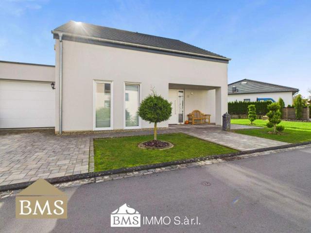 Exklusives Einfamilienhaus mit toskanischem Flair und Weitblick auf Bitburg!