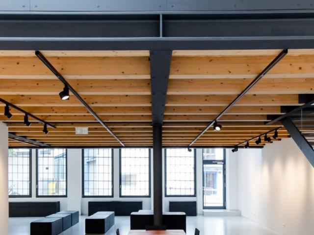 Exklusives Gewerbe Loft in Salzburg Ideal als Galerie oder Büro