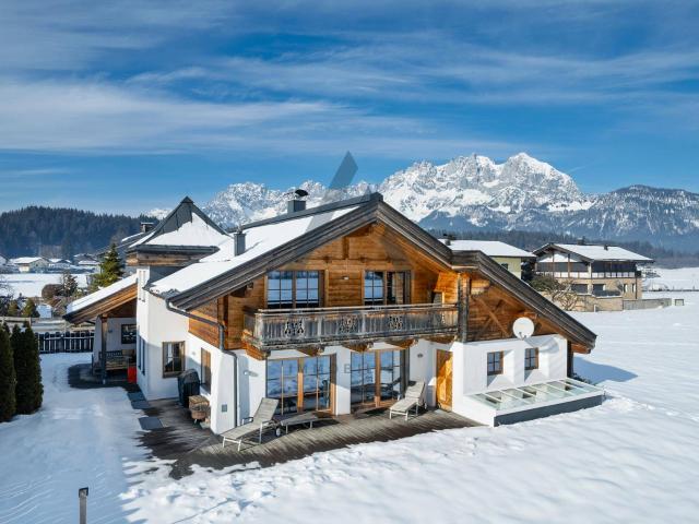 Exklusives Landhaus mit Kaiserblick