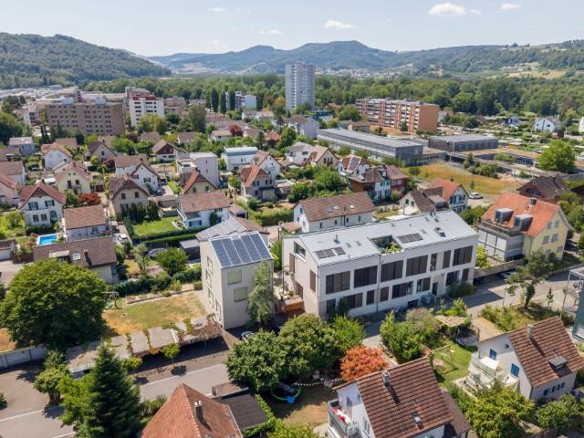 Exklusives Penthouse im obersten Stockwerk mit zwei Terrassen, überwiegend offener Grundriss mit rund 181 m2
