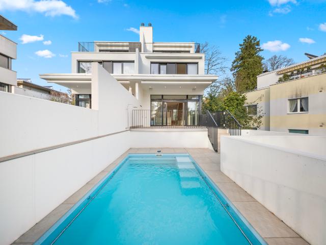Exklusives Terrassenhaus mit Pool, Lift & Einliegerwohnung in Riehen