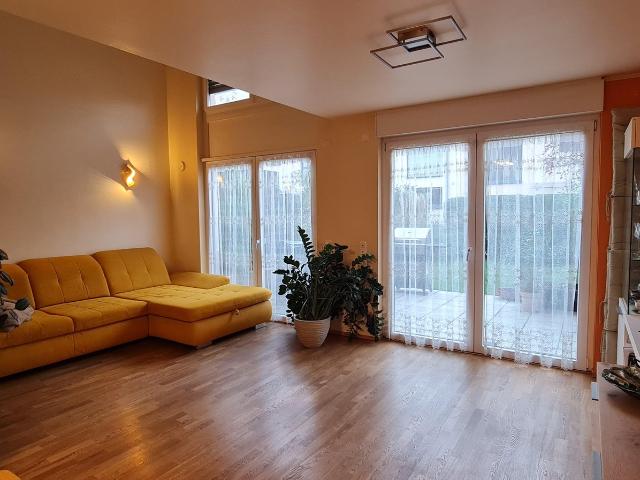 Exklusives Townhouse in Düsseldorf Nähe – Südgarten, Dachterrasse & TG Direktzugang