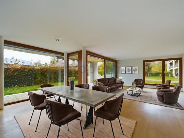 Exklusives Wohnambiente: Grosszügige und lichtdurchflutete 4.5 Zimmer Gartenwohnung mit Stil in Schüpfheim