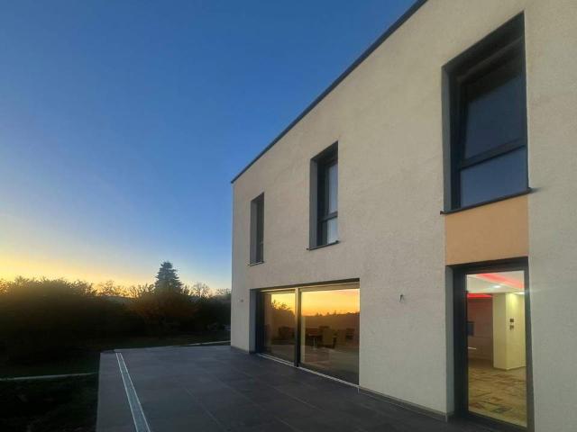 Exklusives Wohnen Doppelhaushälfte mit Blick auf Linz!