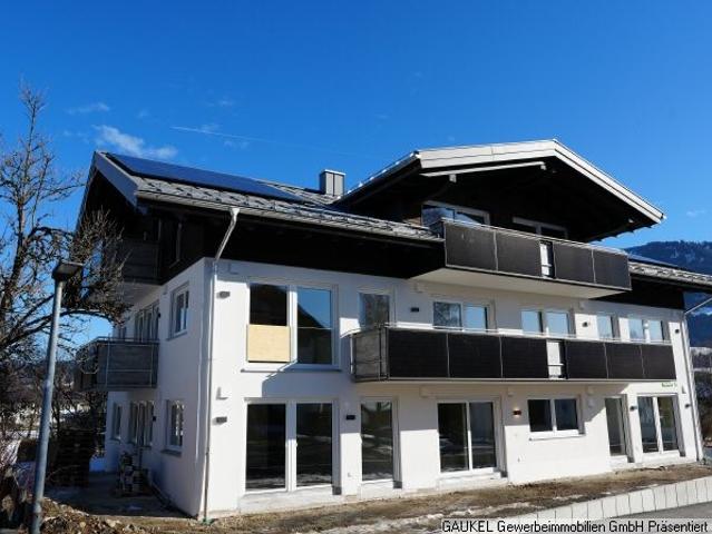 Exklusives Wohnen im Ergeschoss 2 Zimmer Terrassenwohnung
