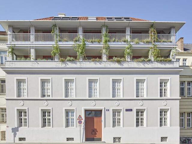 EXKLUSIVES WOHNEN IN DÖBLING GROSSZÜGIGE GARTENANLAGE POOL ALTBAU NEU GEDACHT