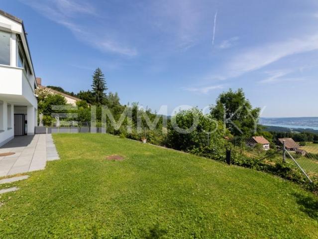 Exklusives Wohnen mit Fernblick zwischen Himmel und Wasser