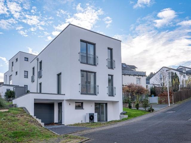 Exklusives Wohnerlebnis in Muffendorf: Stil, Raum und Energieeffizienz für höchste Ansprüche!