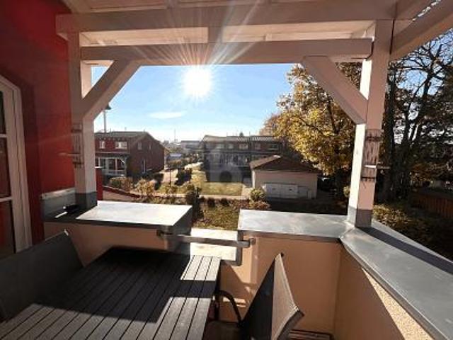 EXKLUSIVES WOHNKONZEPT ÜBER ZWEI EBENEN