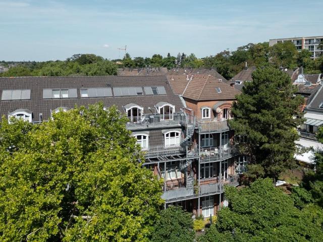Exklusives 2 Zimmer Loft in denkmalgeschützter van Laack Manufakt