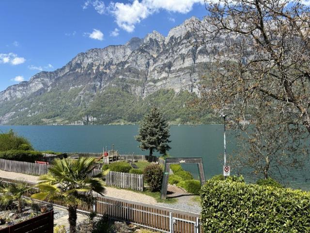 Exklusives 5.5 Zimmer Reihen Einfamilienhaus direkt am See