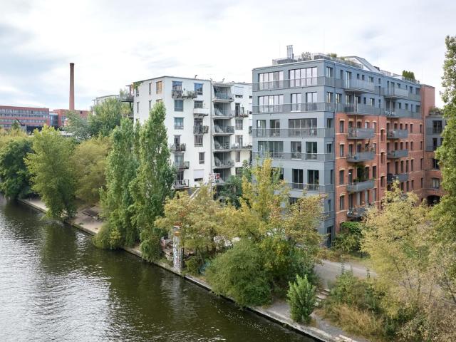 Exklusives 5 Zimmer Industrieloft mit Spreezugang an der Michaelkirchbrücke