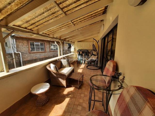Expansive 4 Bedrooms Duplex