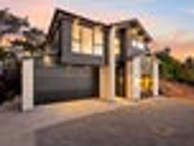 Expansive Family Living with Granny Potential
