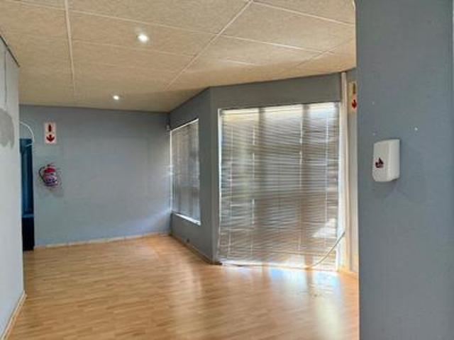 expansive office suite for corporate.