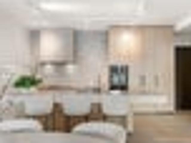 Expansive Living in a Prime Location