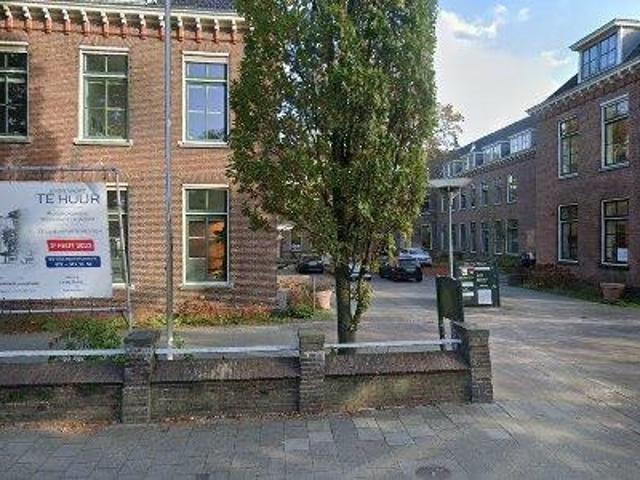 Expats: Apartment for rent in Oegstgeest, South Holland