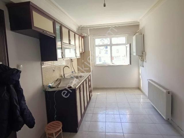 Exper Gayrımenkulden Zübeydehanım Parkınayakın 2+1 Kiralık Daire