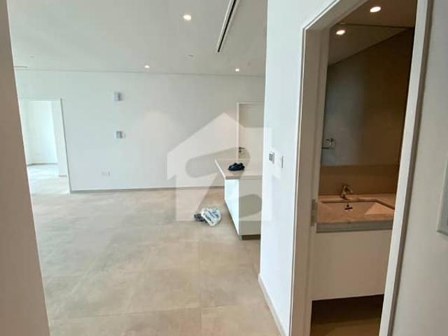 Experience Luxury Coastal Living At The Views Tower SEA FACING