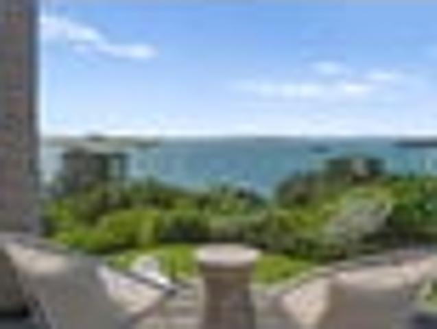 Experience life – a captivating scenic oasis