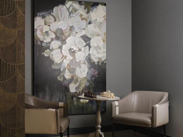 Experience sophisticated living at The EMMY, a new building in downtown Ottawa. Ideally situated, it redefines urban lif