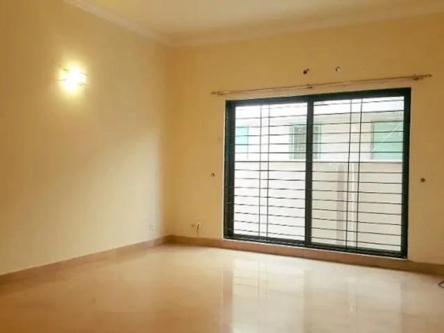 Experience True Calm And Composed Living In This Luxurious Bungalow Located Inside A Super Secure Gated Society Karachi Gulshan e Iqbal ID 97206