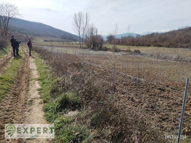 EXPERT'TEN YENiKÖYDE 306 M2 TEL ÖRGÜLÜ SATILIK HOBi BAHÇESi