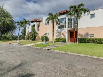Exquisito Refugio Tropical: ¡Villa en Costa Blanca, Panamá, en Venta!