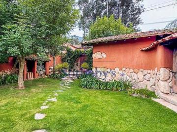 Exquisita residencia de 1,700m2 en el corazón del Valle Sagrado de los Incas