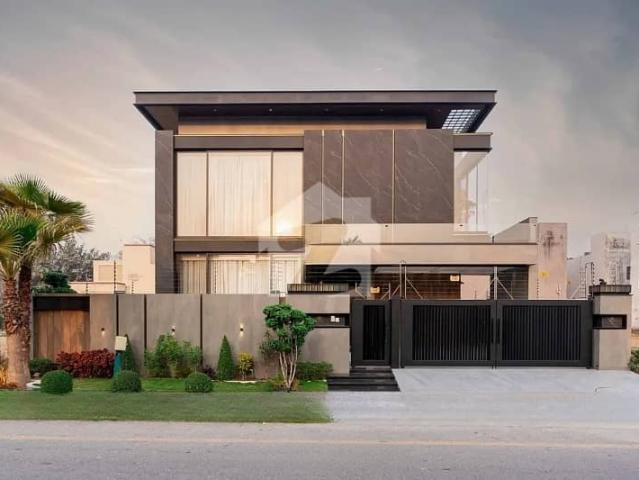 Exquisite 1 Kanal Faisal Rasul Signature Design Bungalow In Phase 6 Looking Like 2 Kanal Bungalow With Full Basement, Pool, And Home Theater Near Raya Fairways For Sale