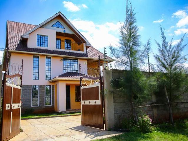 Exquisite 4 Bedroom Ensuite Maisonette with Penthouse Attic in Syokimau