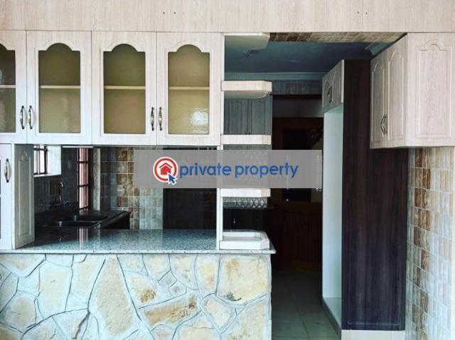 Exquisite 4 Bedroom House All Ensuite With Sq