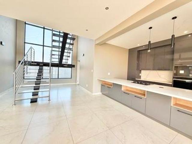 exquisite 5 bed 5 bath home to rent.