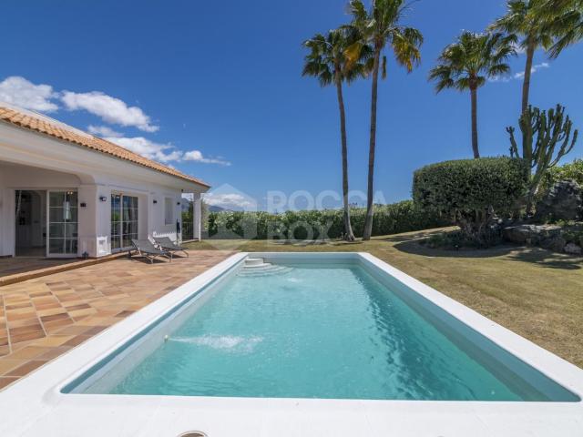 Exquisite 5 Bedroom Villa in La Alqueria, Benahavis