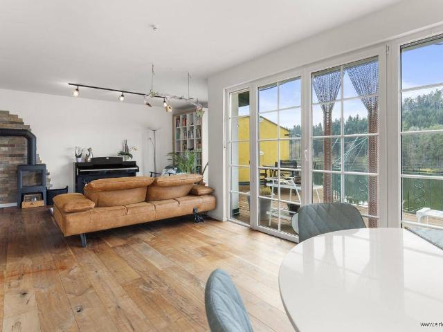 3 Zimmer Wohnung mit Seeblick & Badeplatz in Moosburg, Wörthersee Nähe