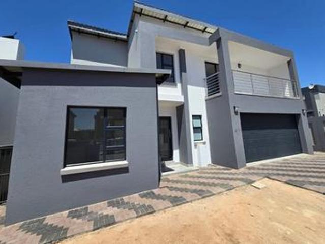 exquisite modern full title home wit.