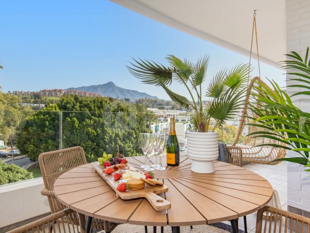 Exquisite Two Bedroom Apartment in Marbella