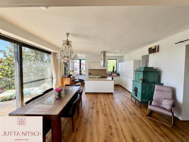Exquisites Terrassenhaus mit max. 3 Wohneinheiten in Eisenstadt, separates Baugrundstück – Ihr neues Zuhause mit Traumgarten, Naturpool und Weitblick!