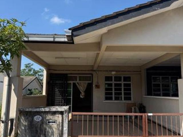 Extend Below Market Endlot Teres Setingkat di Indera Mahkota 15