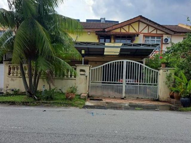 Extend Renovated Facing South Taman Putra Perdana Booking RM1000
