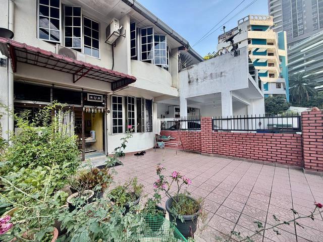 EXTENDED 2 Storey Terrace Jalan Bukit Raja Taman Seputeh Kuala Lumpur
