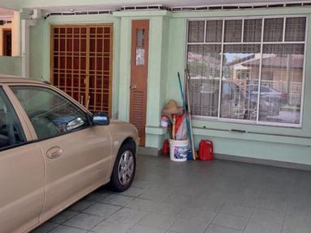 EXTENDED 2 Storey Intermediate house Putra Heights