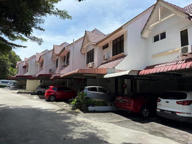 Extended Townhouse at Pearl Hill Tanjung Bungah For Sale Fully Reno