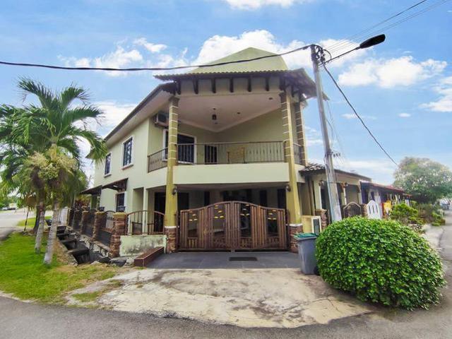 Extended and Renovated Terrace House Corner Lot Melaka
