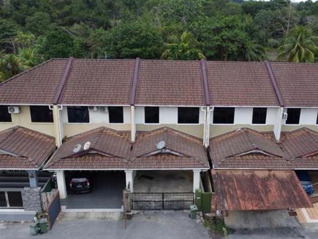 Extended backyard Terrace House Cahya Mata Samariang Kuching