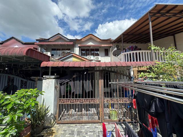 Extended Double Storey Terrace House Puchong Jaya Puchong