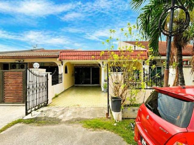 EXTENDED KITCHEN House SS5A Kelana Jaya Near LRT Taman Bahagia