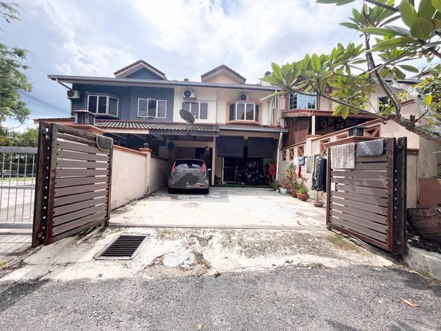 EXTENDED KITCHEN 25 Storeys Terrace Taman Equine Seri Kembangan