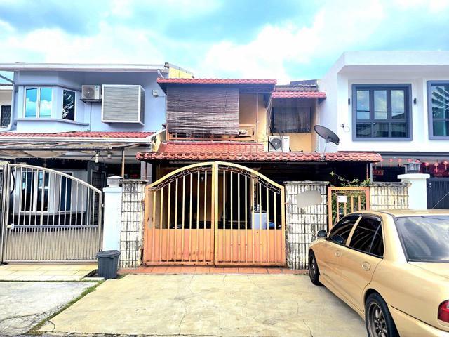 EXTENDED KITCHEN 2 Storey Terrace Taman Putra Ampang