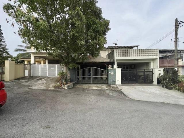 EXTENDED KITCHENDouble Storey Terrace Taman Saujana Puchong SP7